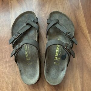 Birkenstock • Mayari sandals in stone